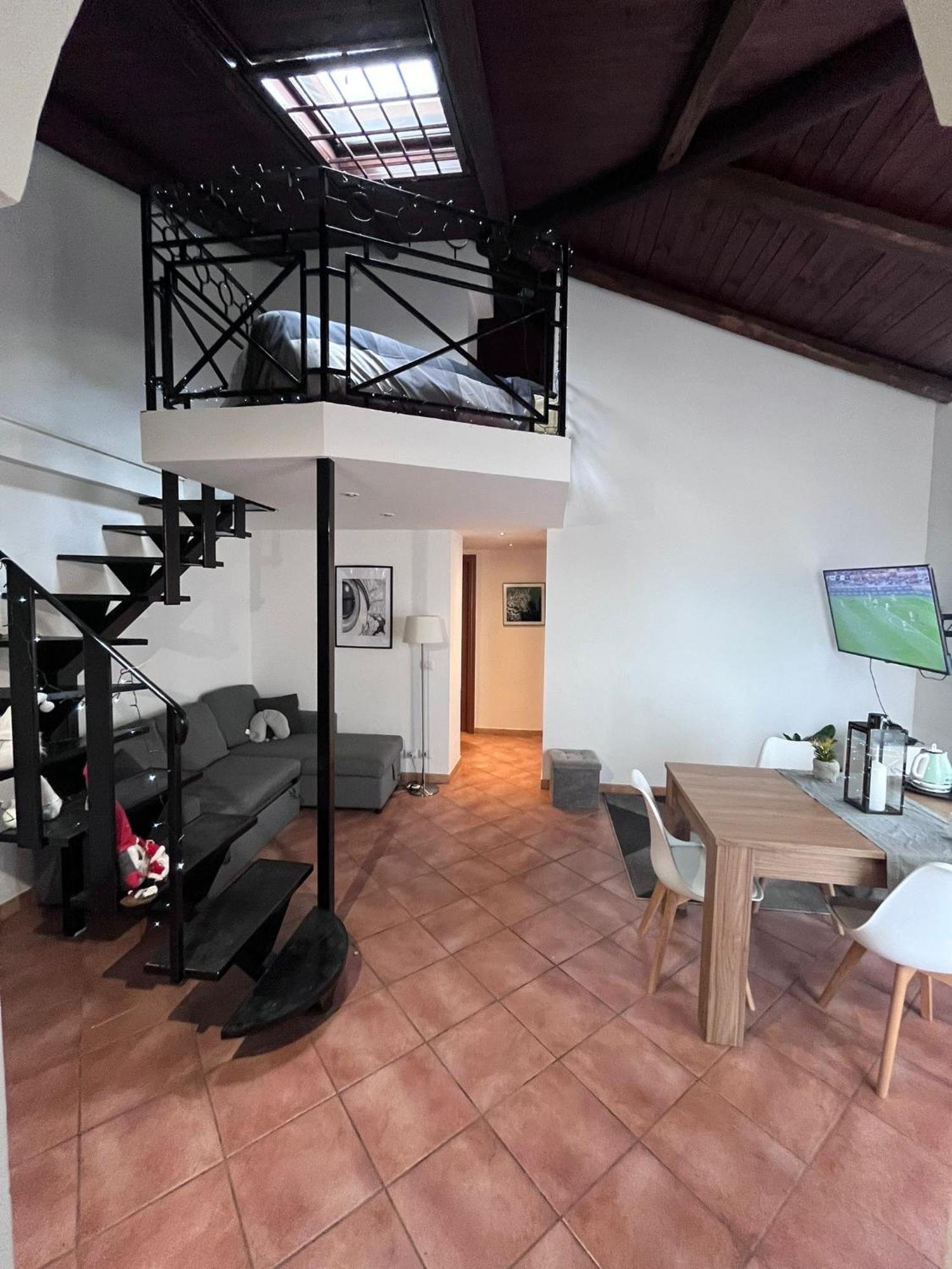 A Casa Di Leo Leilighet Santa Maria delle Mole Eksteriør bilde